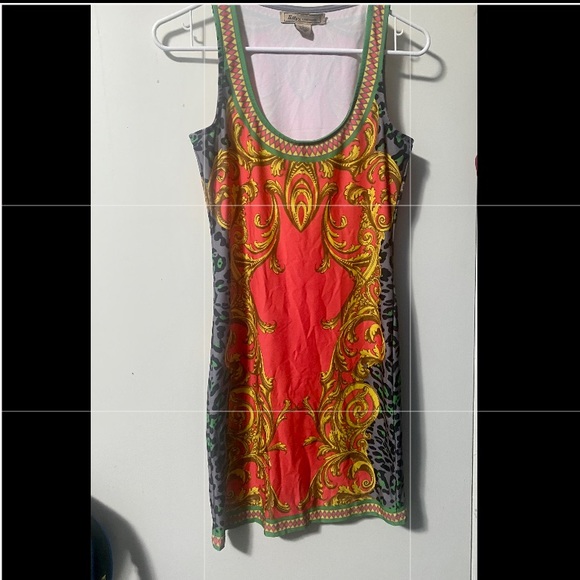 ♦️SOLD♦️SOLD♦️Beautiful Dress 🎈 - Picture 2 of 4